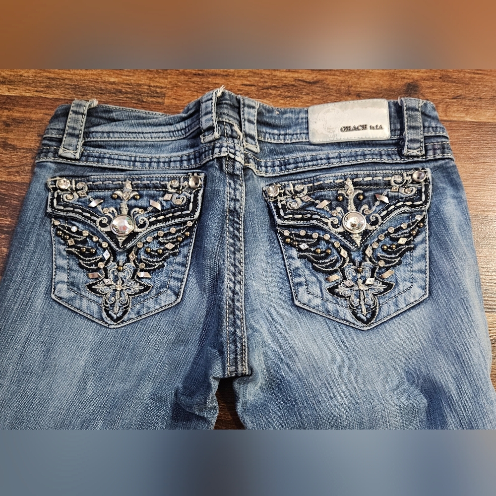 Grace in LA Blue Jeans with Rhinestone Embellishments Size 28